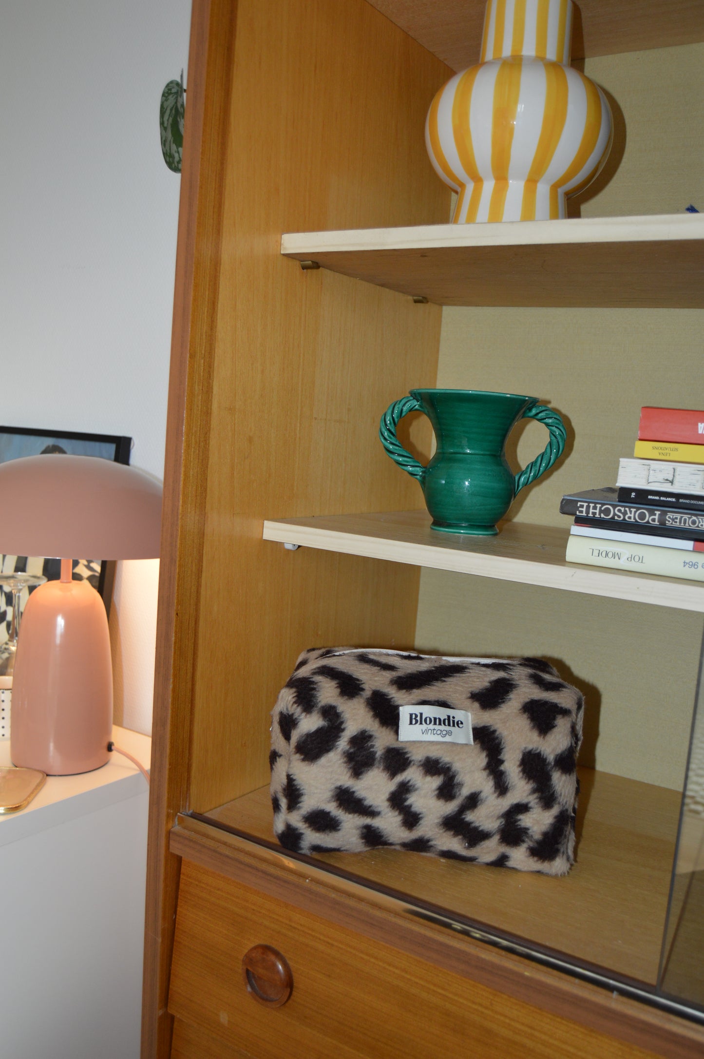 Trousse de toilette léopard fabriqué à partir de taie de tissus vintage mode durable mode responsable fabriqué à la main