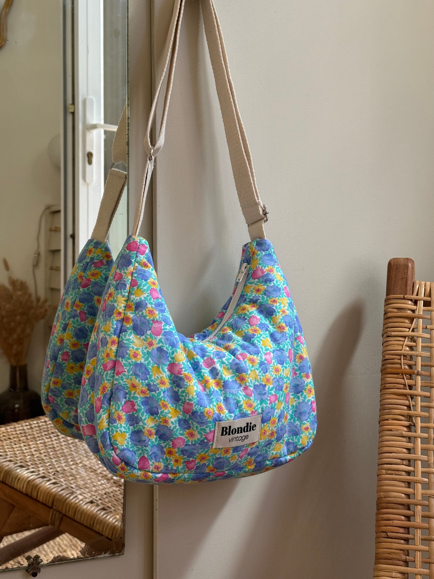 Sac crossbody fleuri bleu