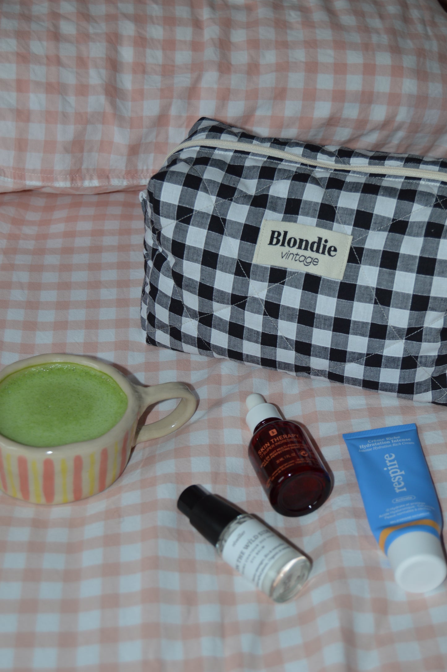 Trousse de toilette vichy noir fabriqué à partir de taie de tissus vintage mode durable mode responsable fabriqué à la main