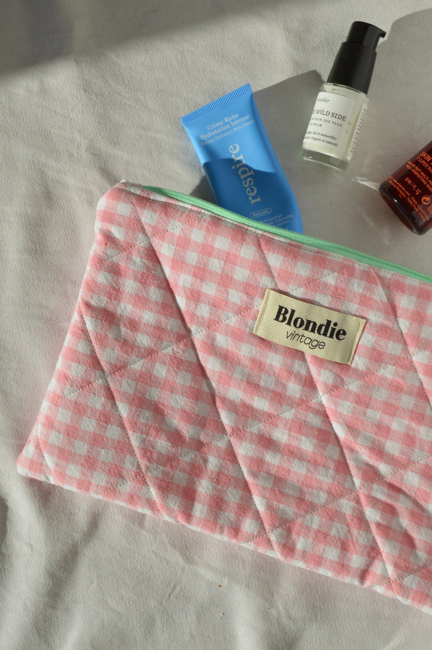 Pochette vichy rose fabriqué à partir de taie de tissus vintage mode durable mode responsable fabriqué à la main