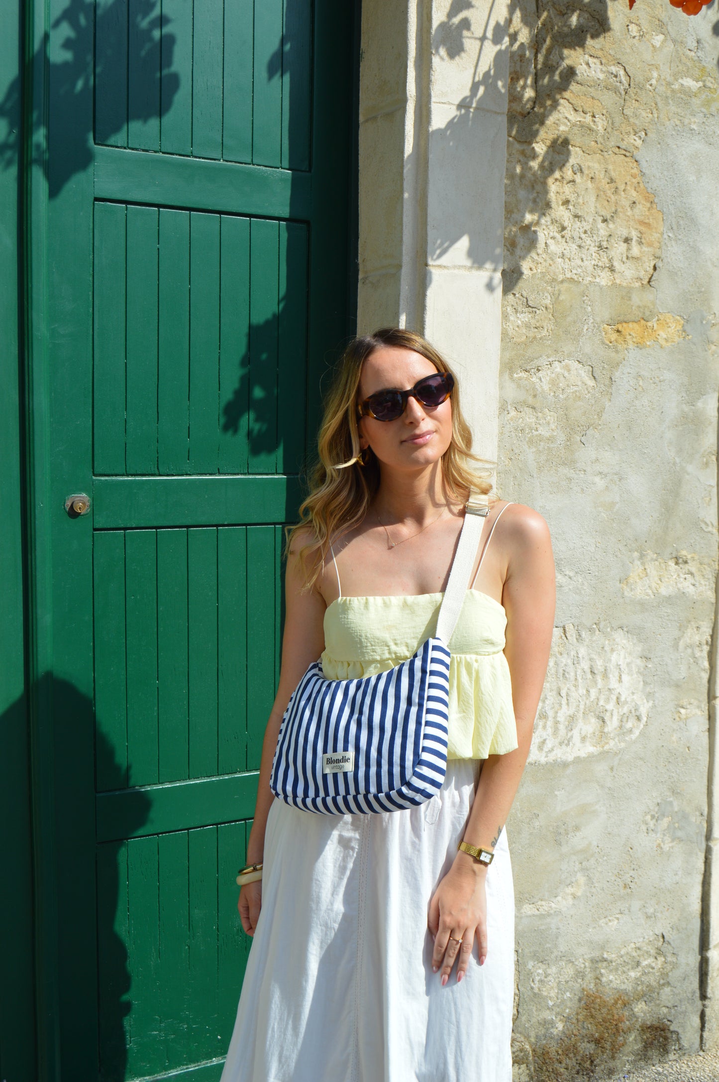 Sac crossbody rayé bleu fabriqué à partir de tissus vintage mode durable mode responsable fabriqué à la main