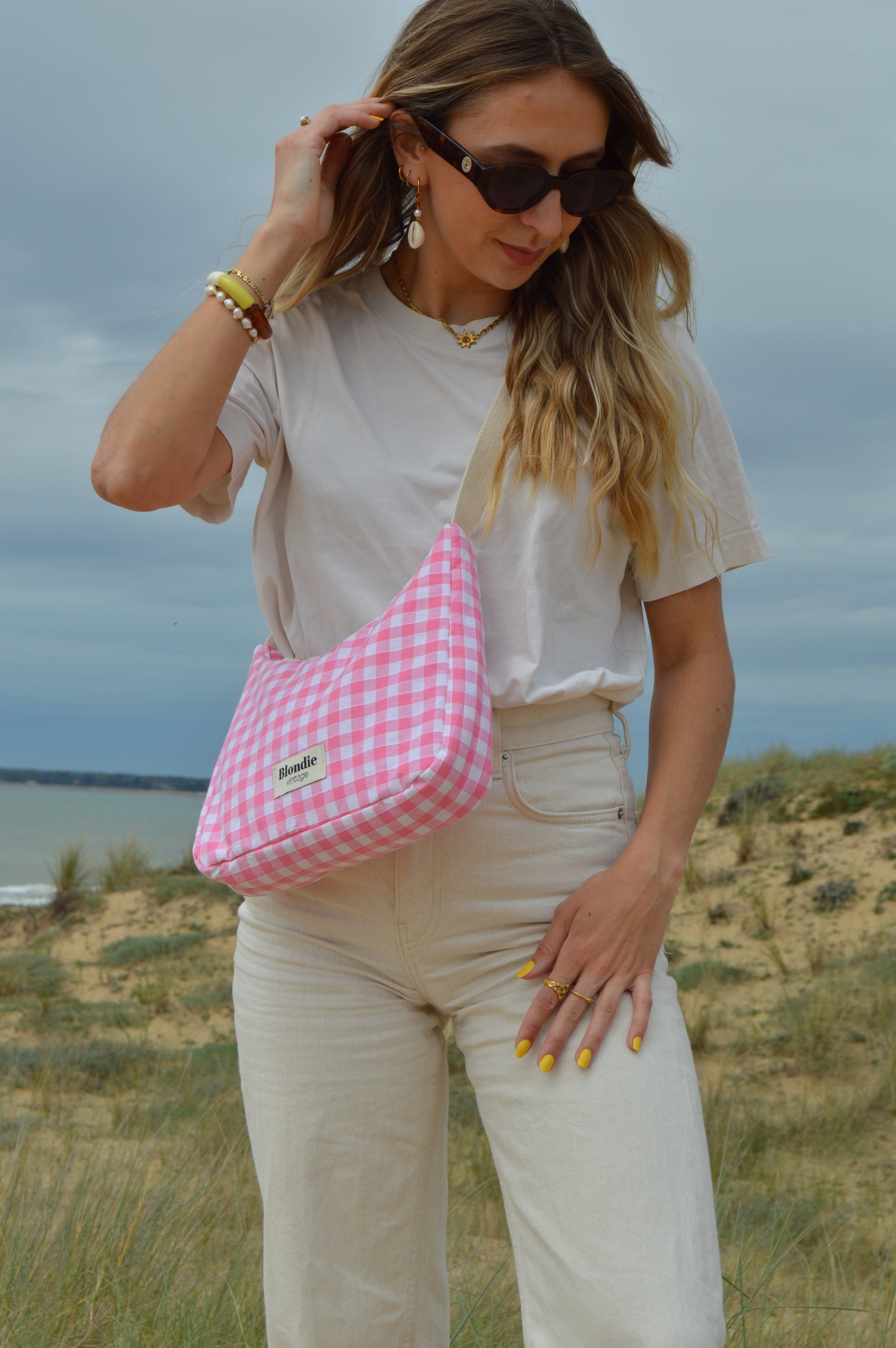Sac upcyclé vichy rose à partir de tissus vintage fabriqué à la main