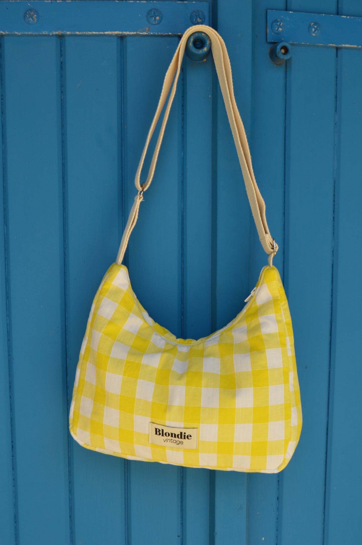 Sac crossbody vichy jaune fabriqué à partir de taie de traversin vintage mode durable mode responsable fabriqué à la main