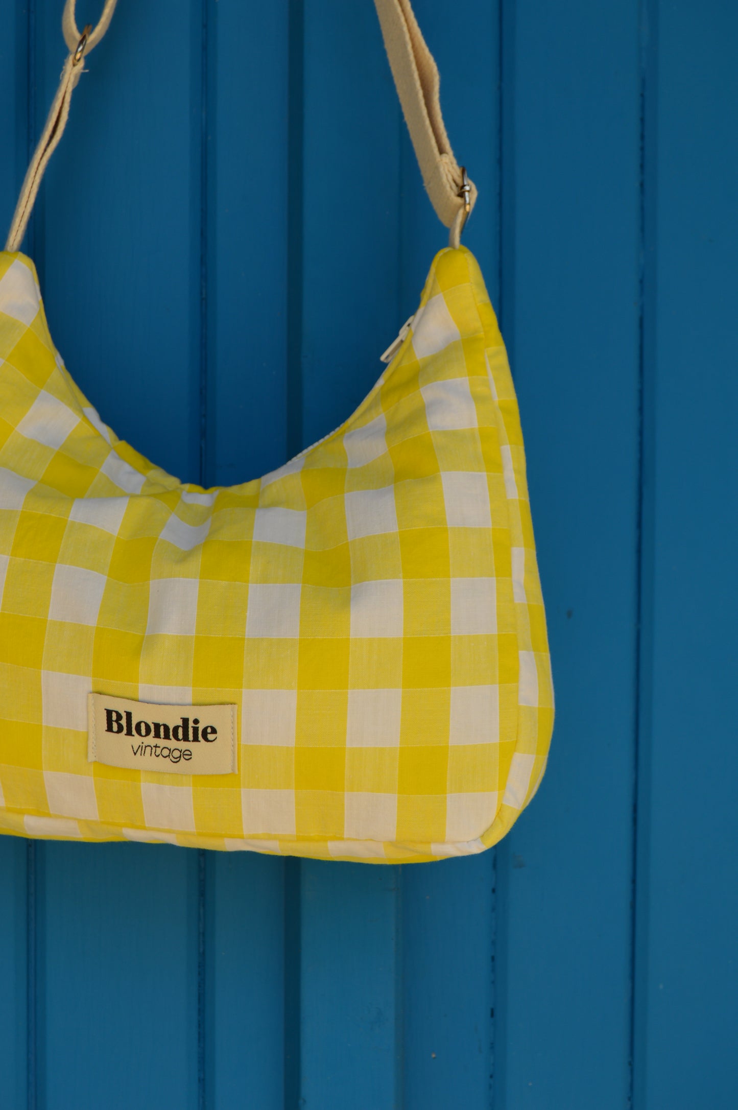Sac crossbody vichy jaune fabriqué à partir de taie de traversin vintage mode durable mode responsable fabriqué à la main
