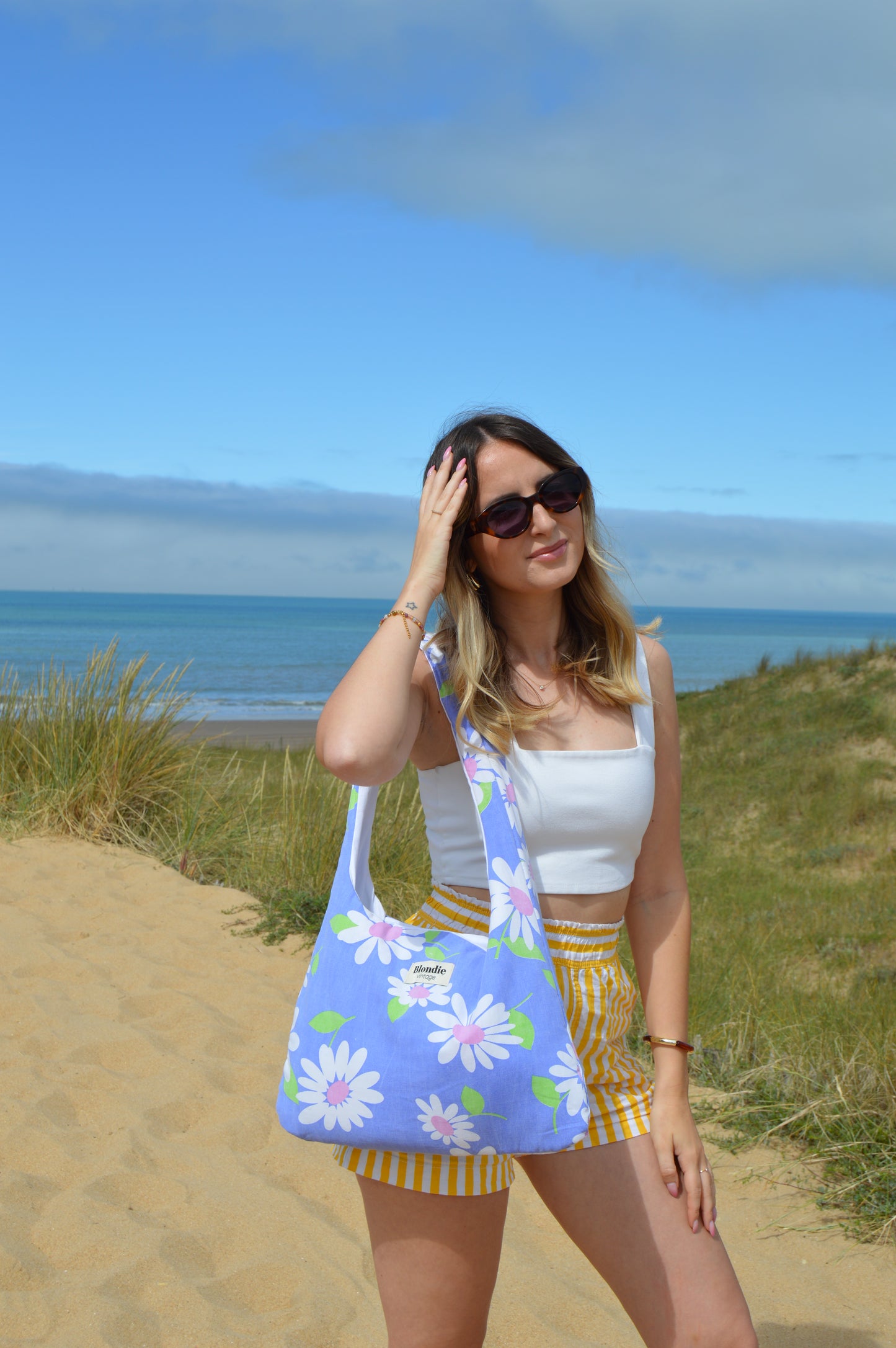Sac boho fleurs vintage fabriqué à partir de taie de traversin vintage mode durable mode responsable fabriqué à la main