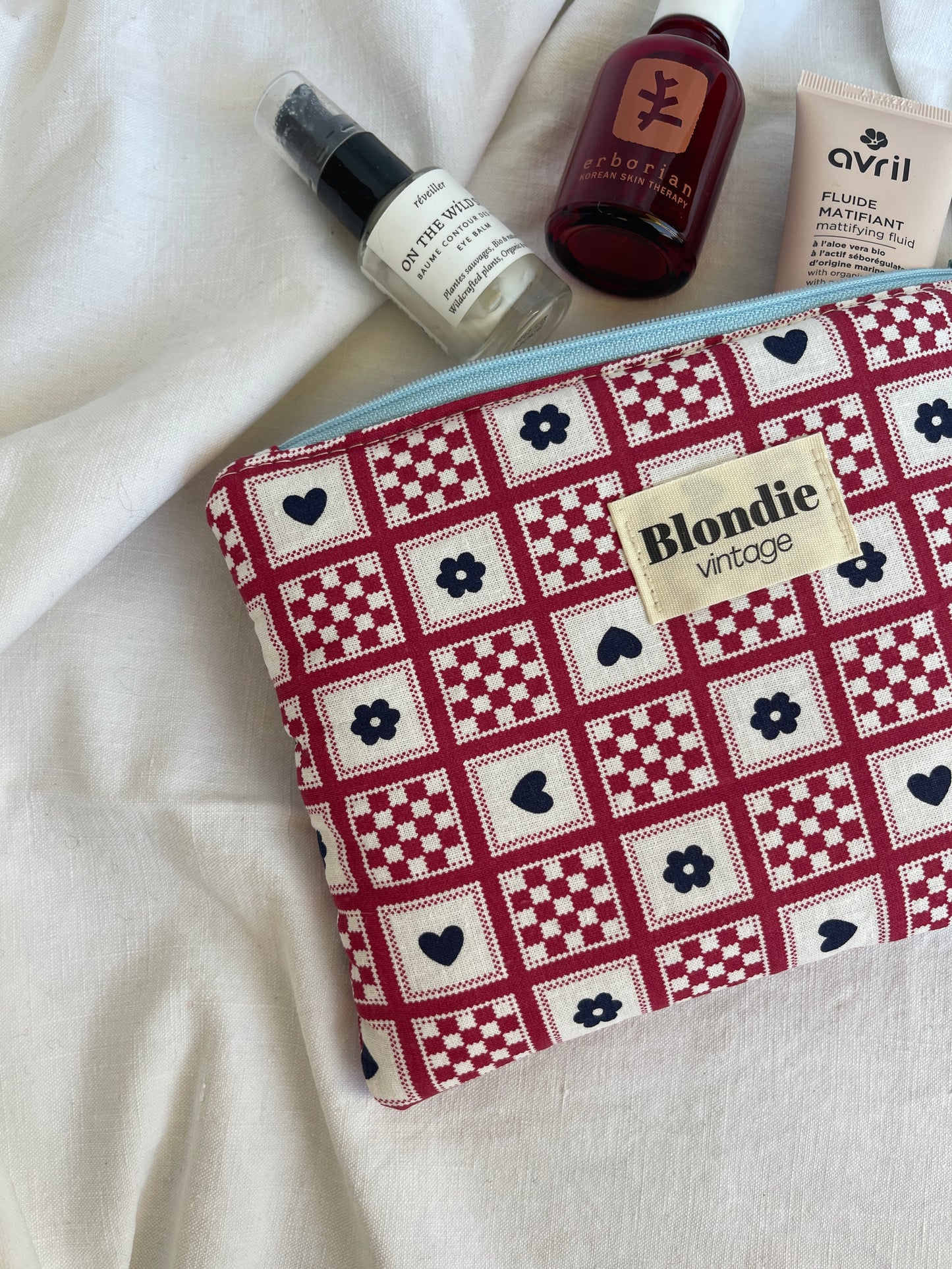 Moyenne pochette à carreaux rouge