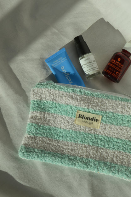 Pochette velours éponge rayé en tissu vintage upcyclé, faite main en France par Blondie vintage