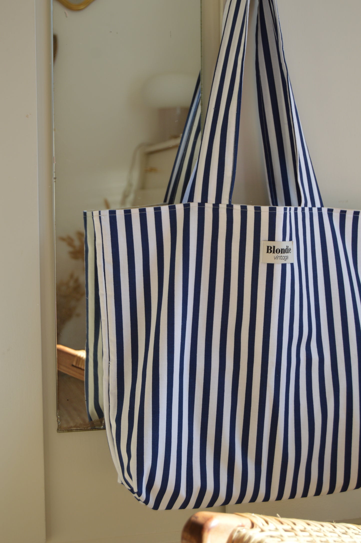 Cabas fabriqué à partir de tissus vintage à la main, sac de place upcyclés 