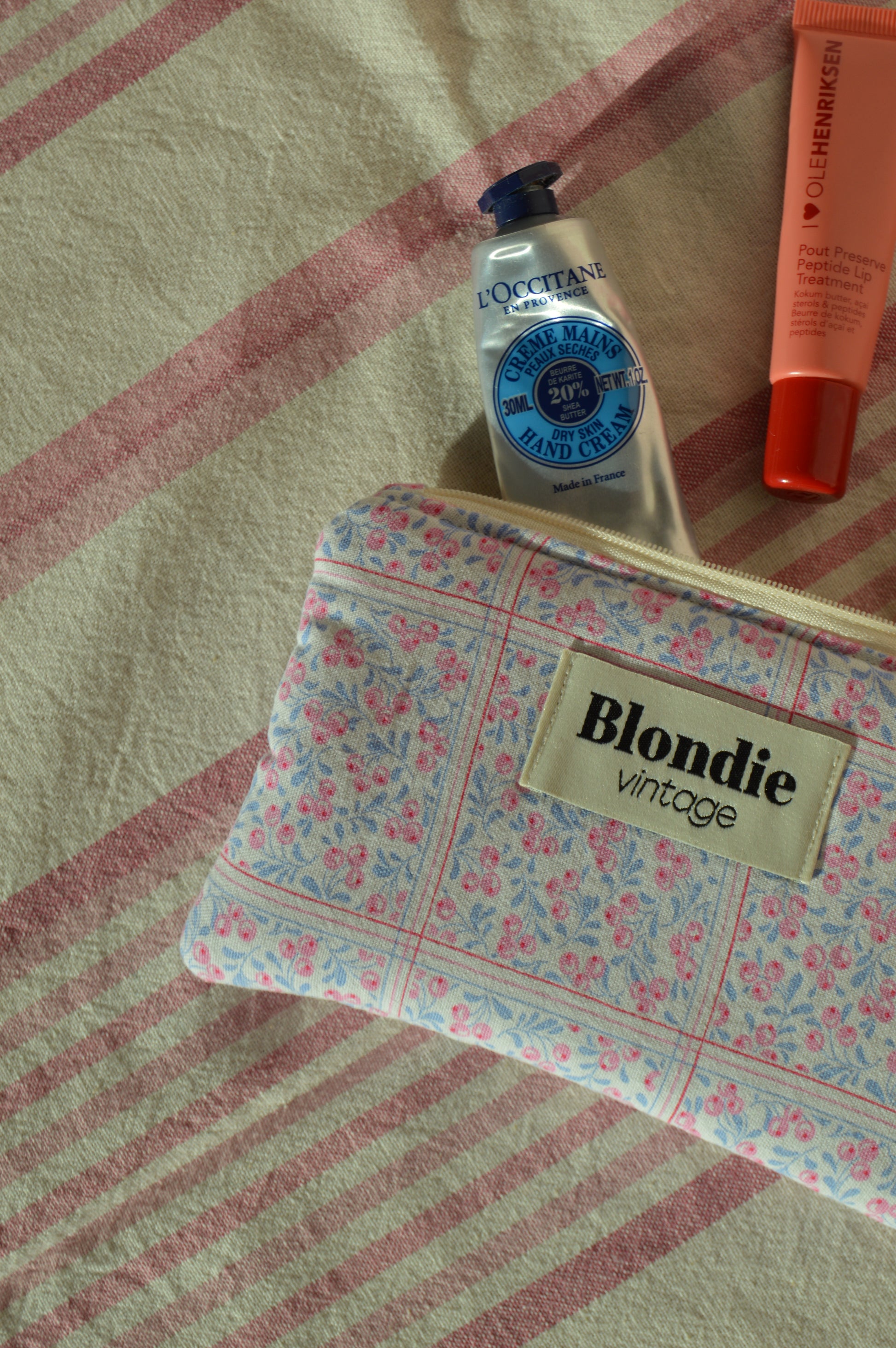 Mini pochette, portefeuille, fabriqué à partir de taie de tissus vintage mode durable mode responsable fabriqué à la main 