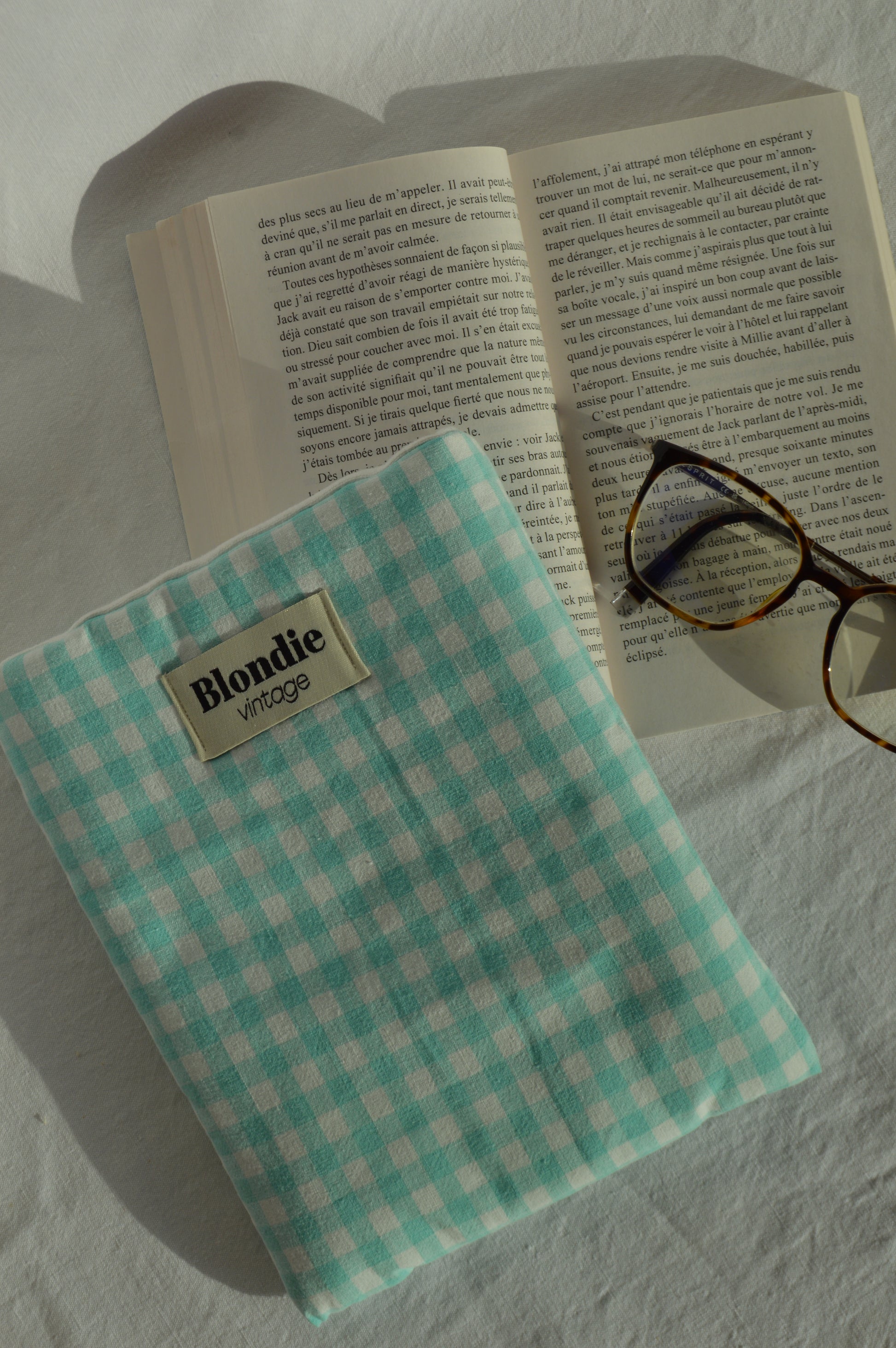 Housse de livre Vichy turquoise fabriqué à partir de tissu  vintage mode durable mode responsable fabriqué à la main