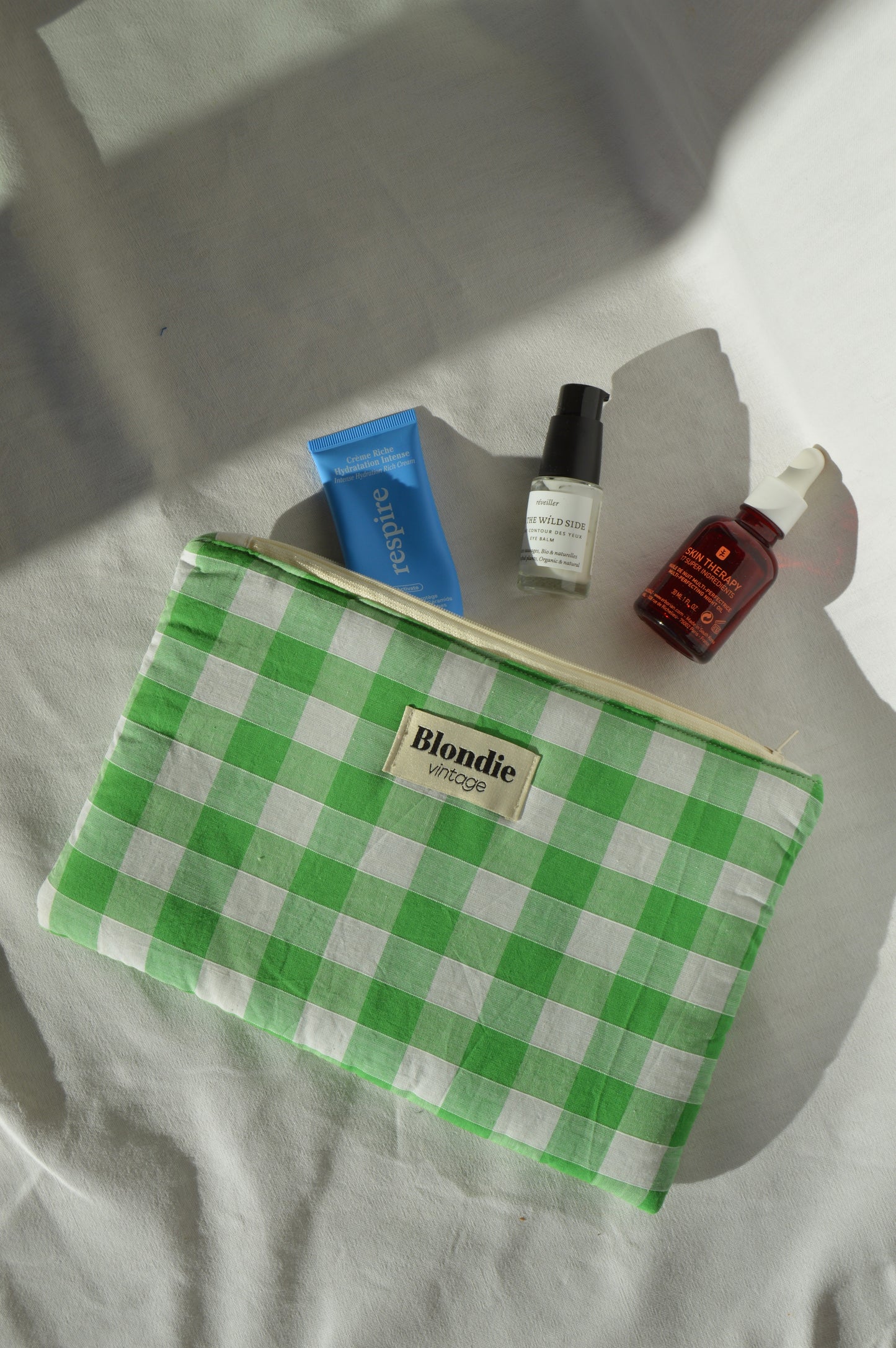 Pochette zippée rvichy verte en tissu vintage upcyclé, faite main en France par Blondie vintage