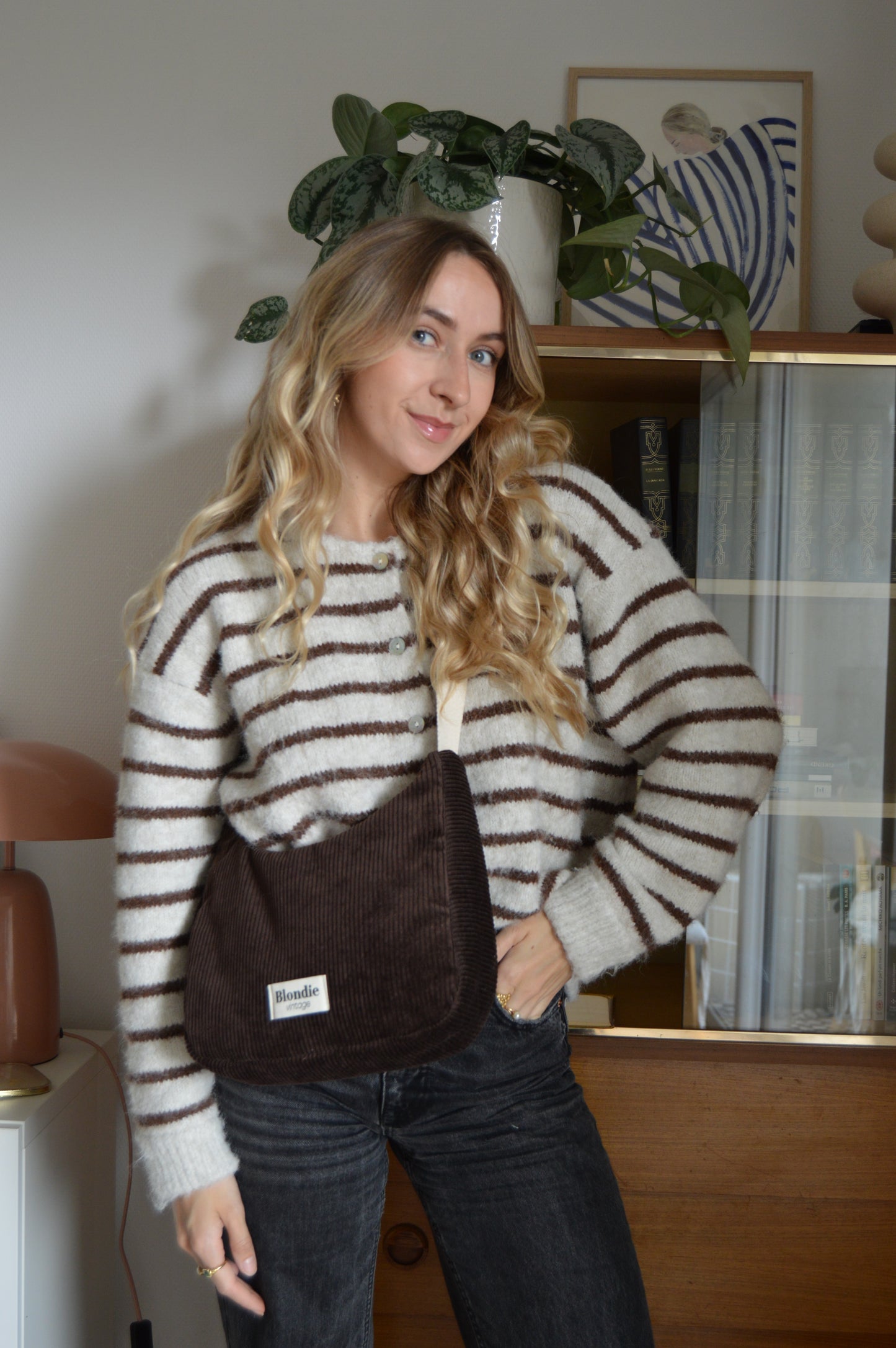 Sac crossbody velours marron fabriqué à partir de tissus vintage mode durable mode responsable fabriqué à la main 