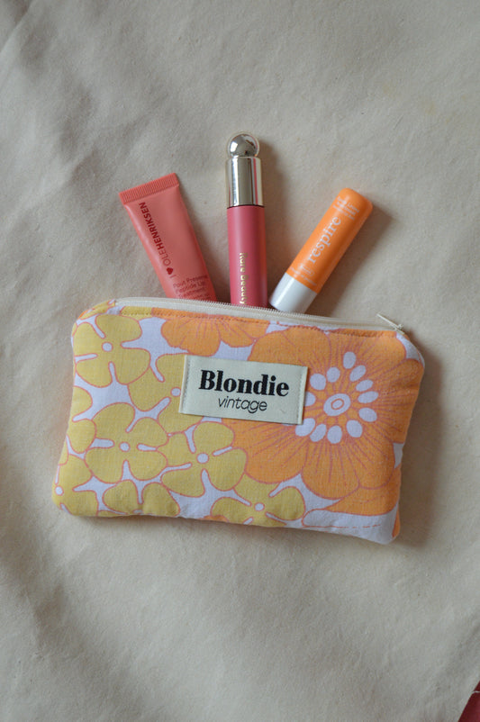 Mini Pochette fleurs orange fabriqué à partir de tissus vintage mode durable mode responsable fabriqué à la main 