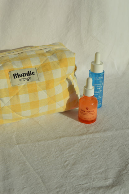 trousse de toilette fabriqué à partir de tissus vintage à la main,