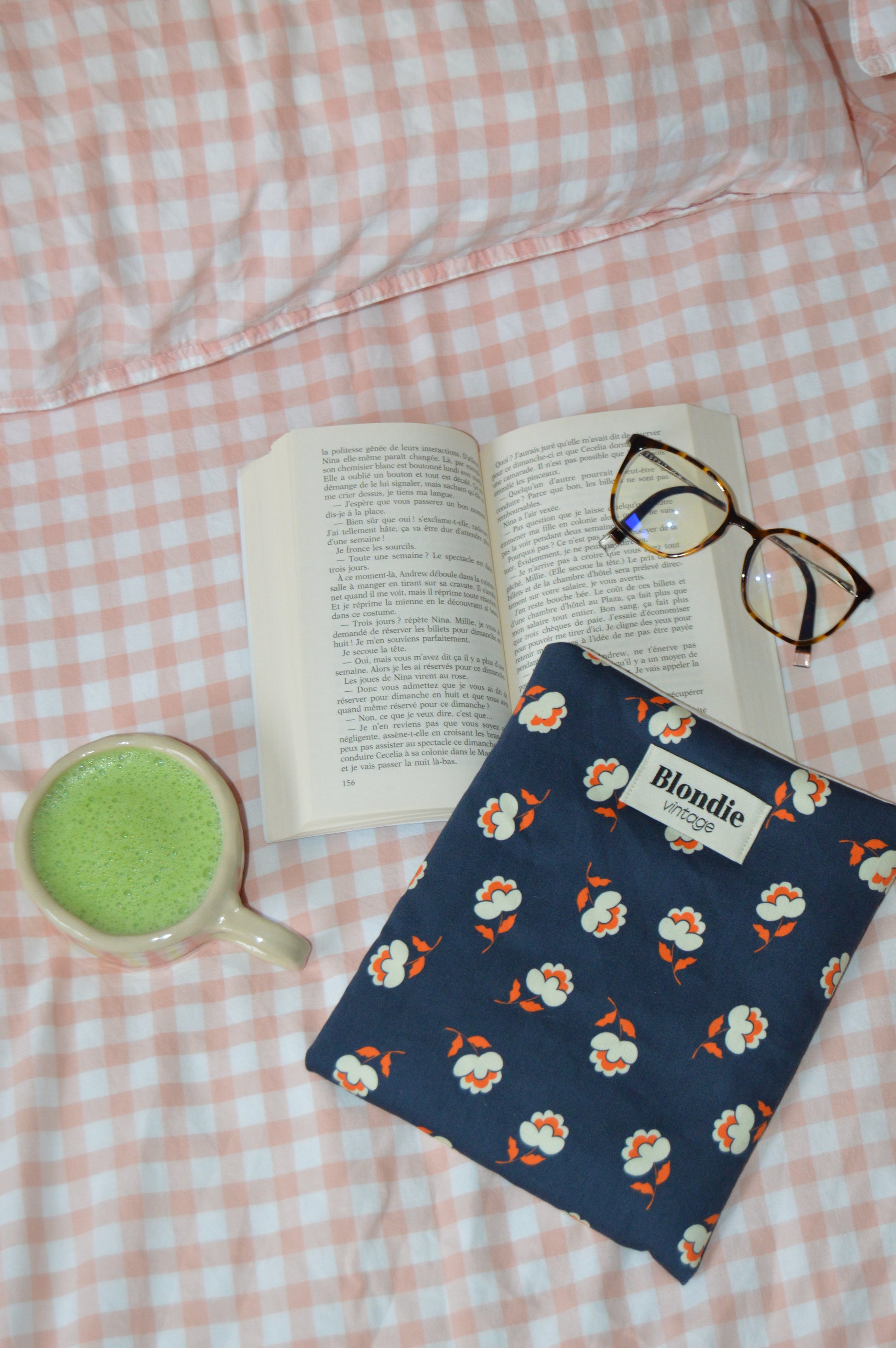 Housse de livre fleurs bleu fabriqué à partir de tissus vintage mode durable mode responsable fabriqué à la main 