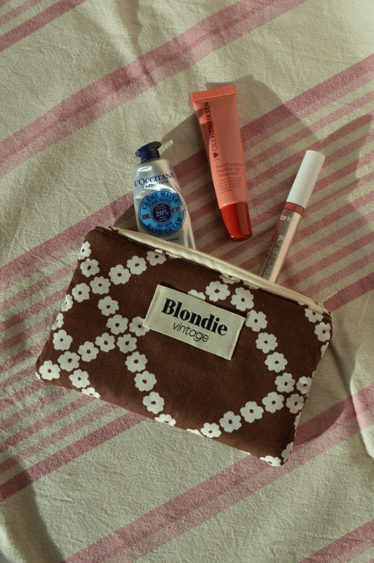 Mini pochette, portefeuille, fabriqué à partir de taie de tissus vintage mode durable mode responsable fabriqué à la main 