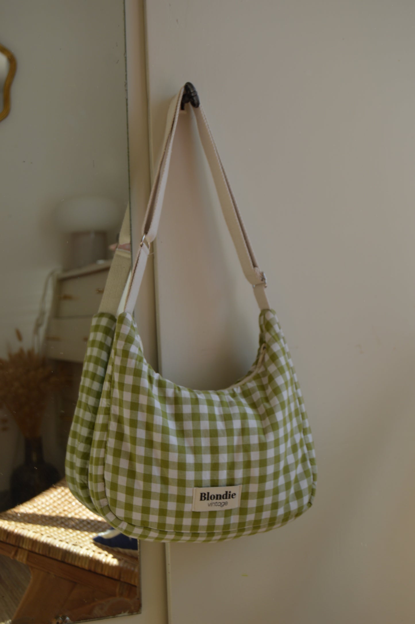 Sac crossbody vichy vert fabriqué à partir de tissus vintage mode durable mode responsable fabriqué à la main 