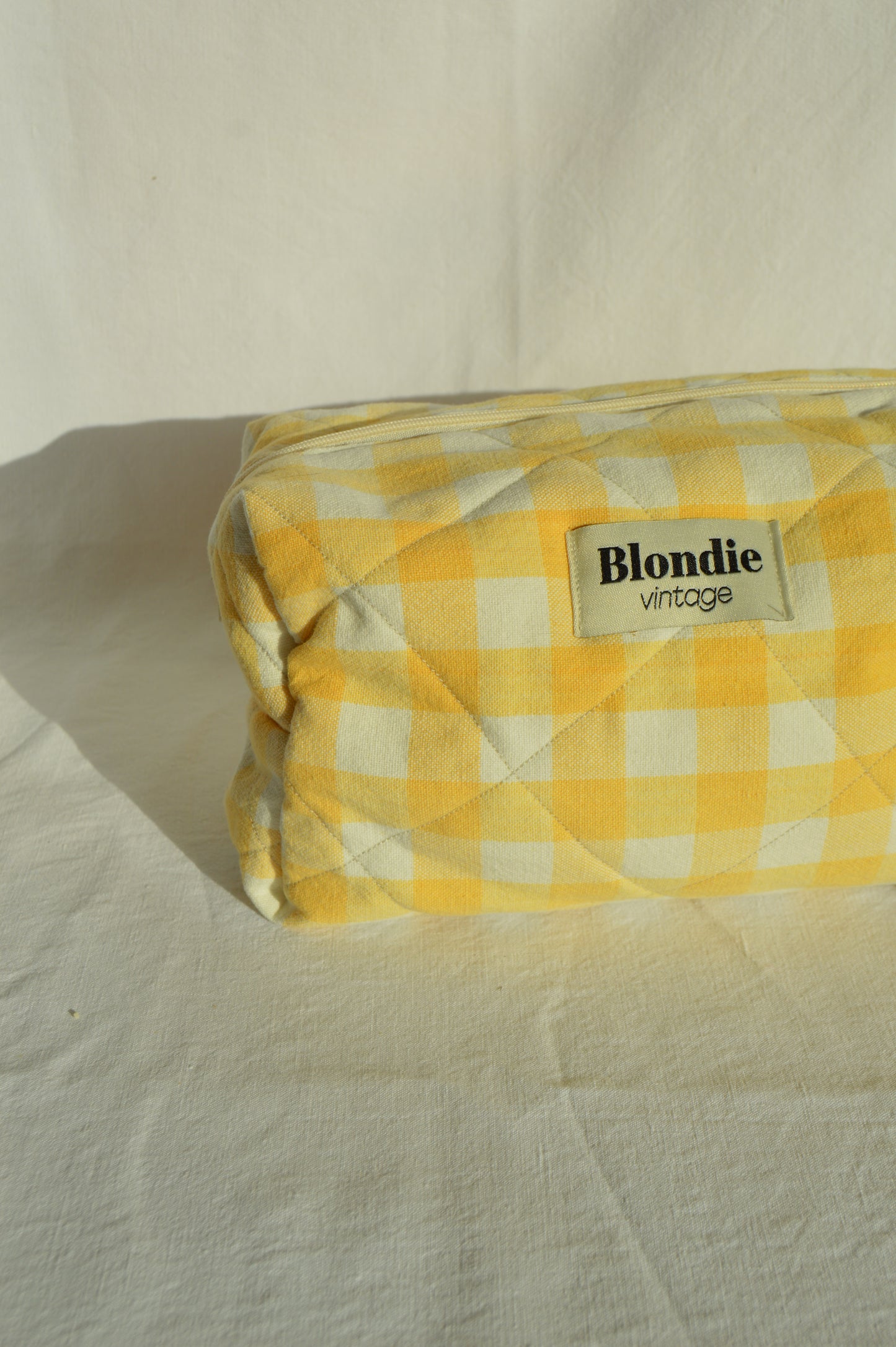 trousse de toilette fabriqué à partir de tissus vintage à la main,