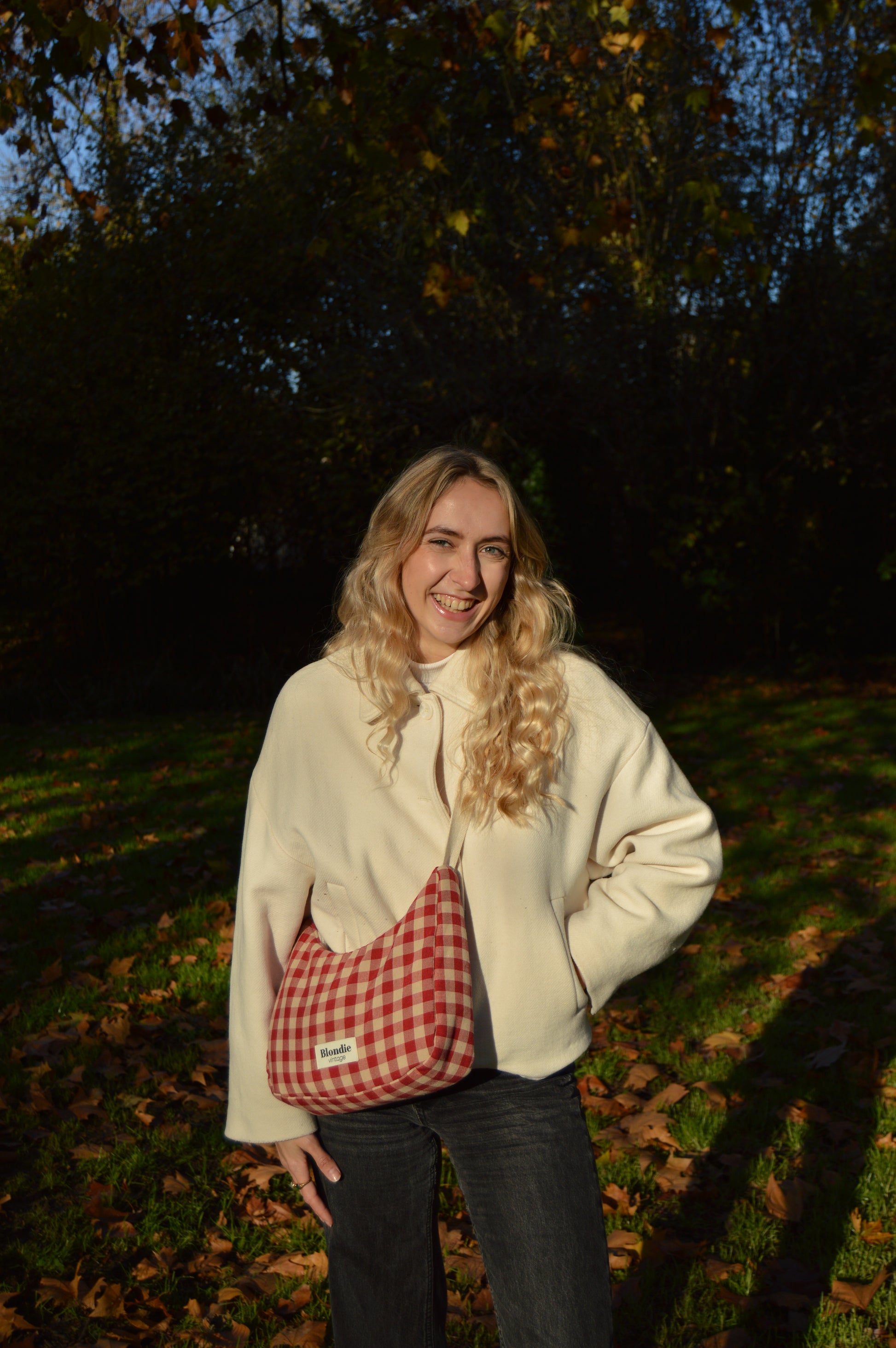 Sac crossbody vichy rouge fabriqué à partir de tissus vintage mode durable mode responsable fabriqué à la main 