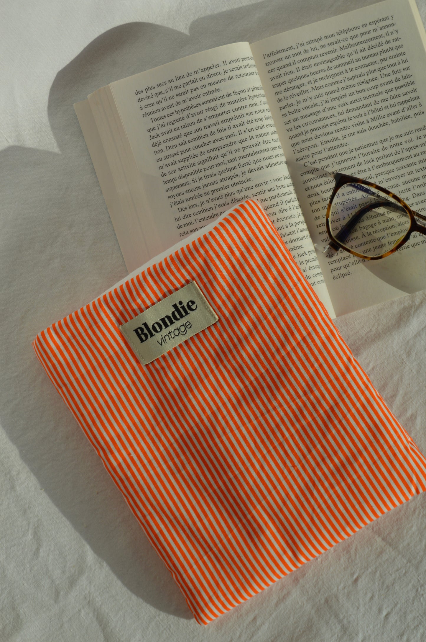 Housse de livre raye orange fabriqué à partir de tissu  vintage mode durable mode responsable fabriqué à la main