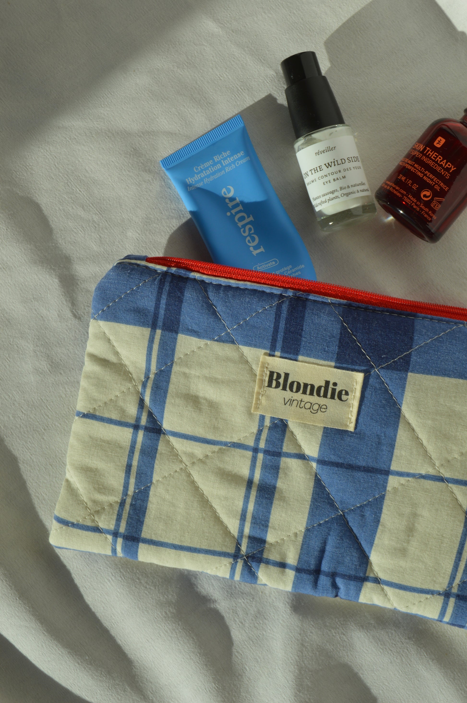 Pochette velours carreaux bleu en tissu vintage upcyclé, faite main en France par Blondie vintage