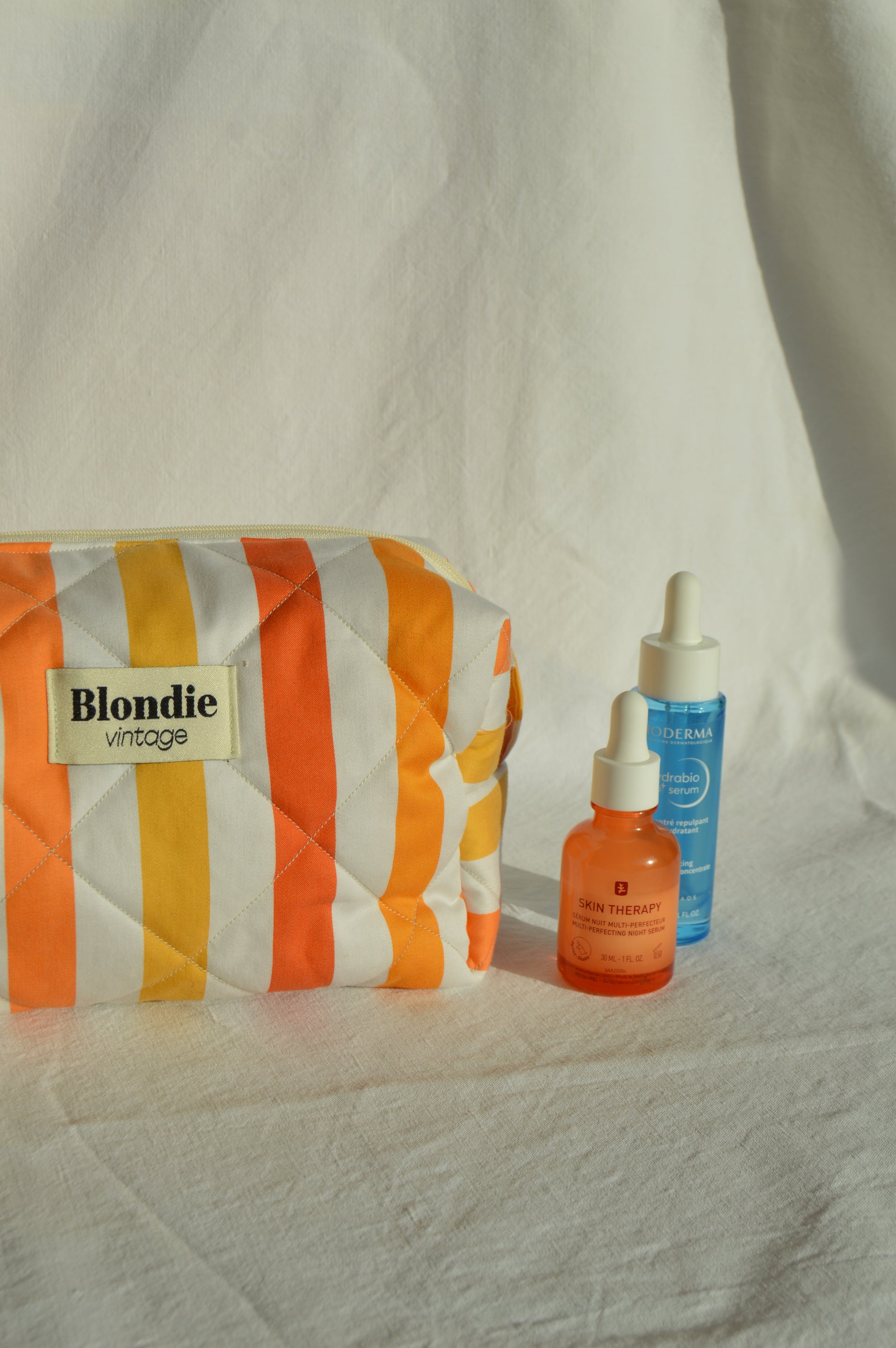 trousse de toilette fabriqué à partir de tissus vintage à la main,