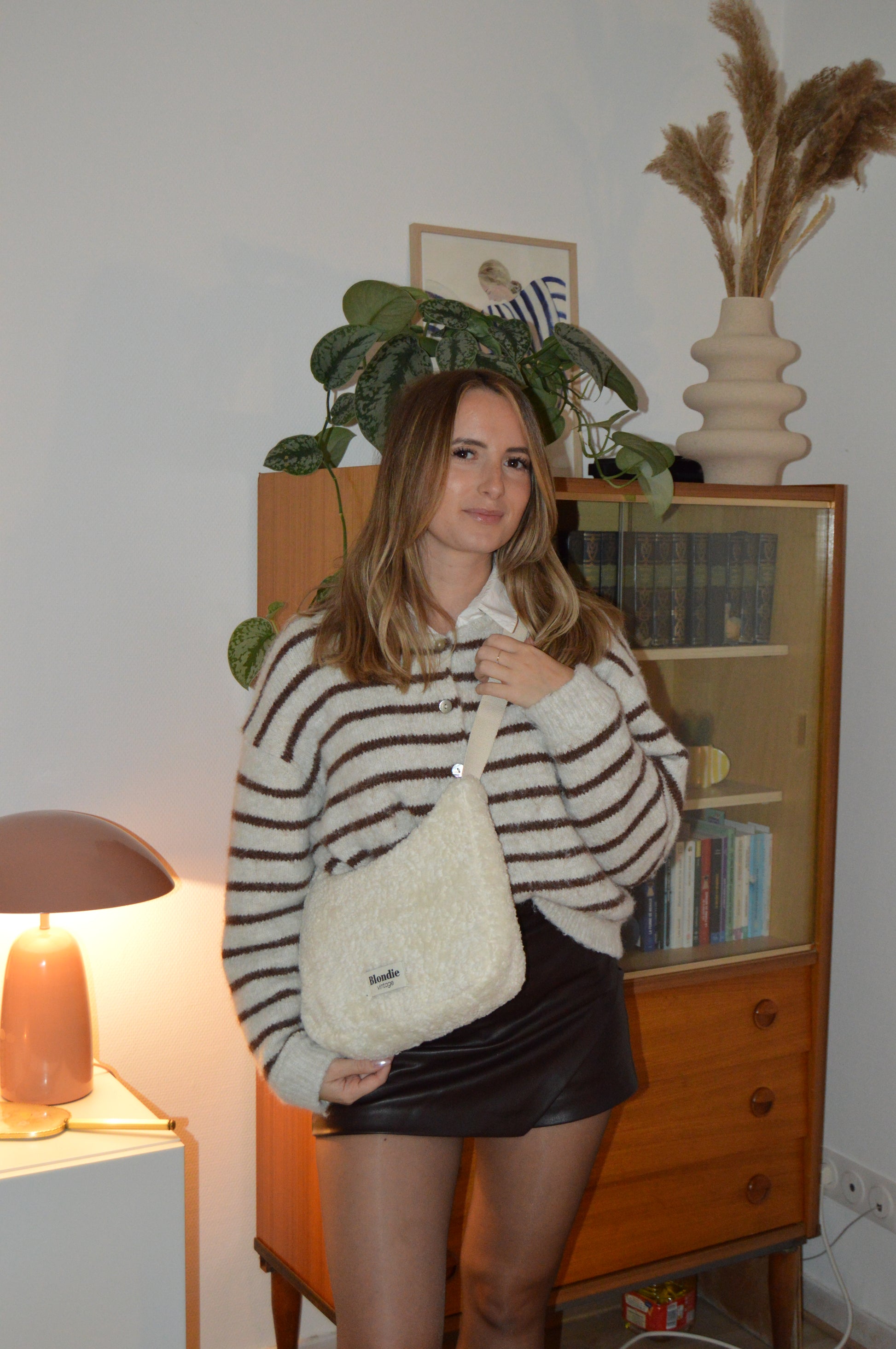 Sac crossbody moumoute écru fabriqué à partir de tissus vintage mode durable mode responsable fabriqué à la main 