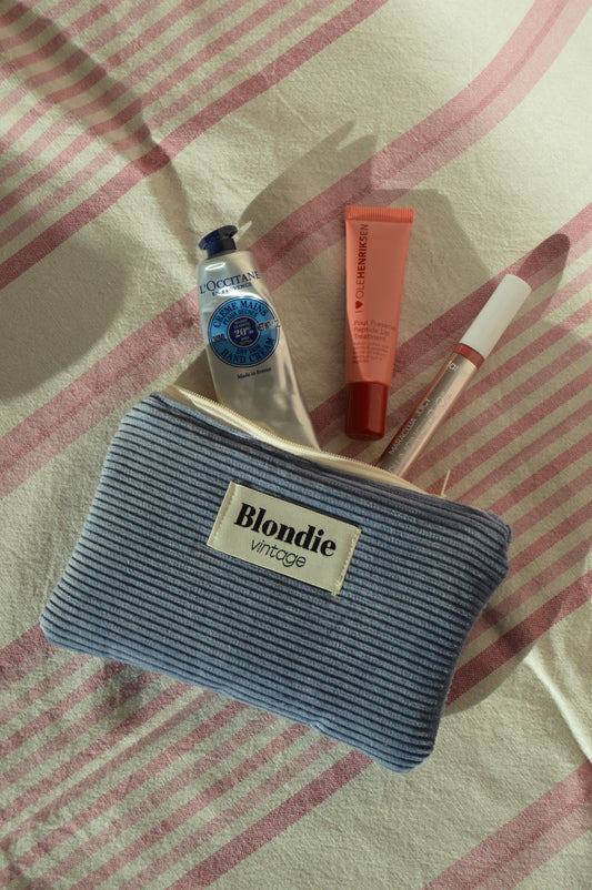 Mini pochette, portefeuille, fabriqué à partir de taie de tissus vintage mode durable mode responsable fabriqué à la main 