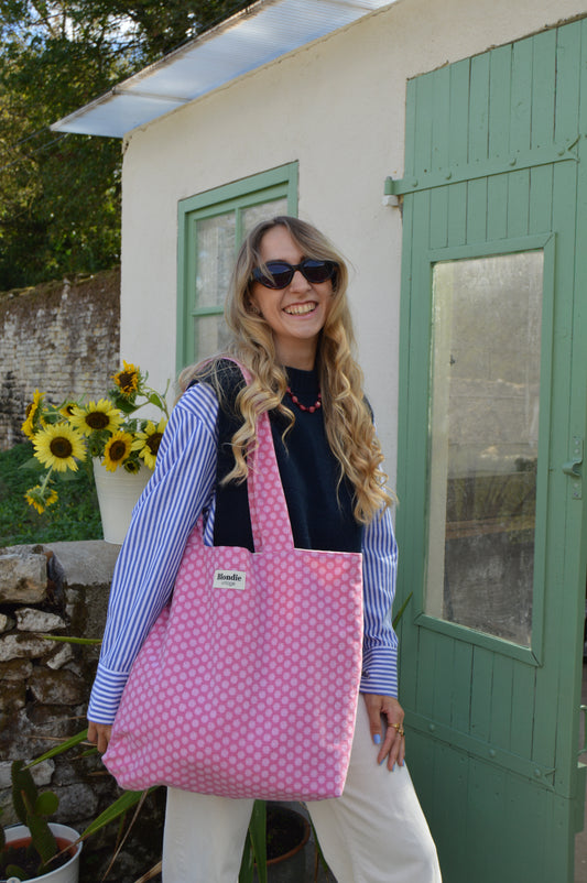 cabas fleurie rose fabriquée à partir de tissus vintage à la main avec biais coloré