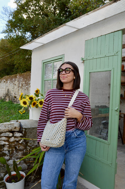 Sac crossbody doré fabriqué à partir de tissus vintage mode durable mode responsable fabriqué à la main 
