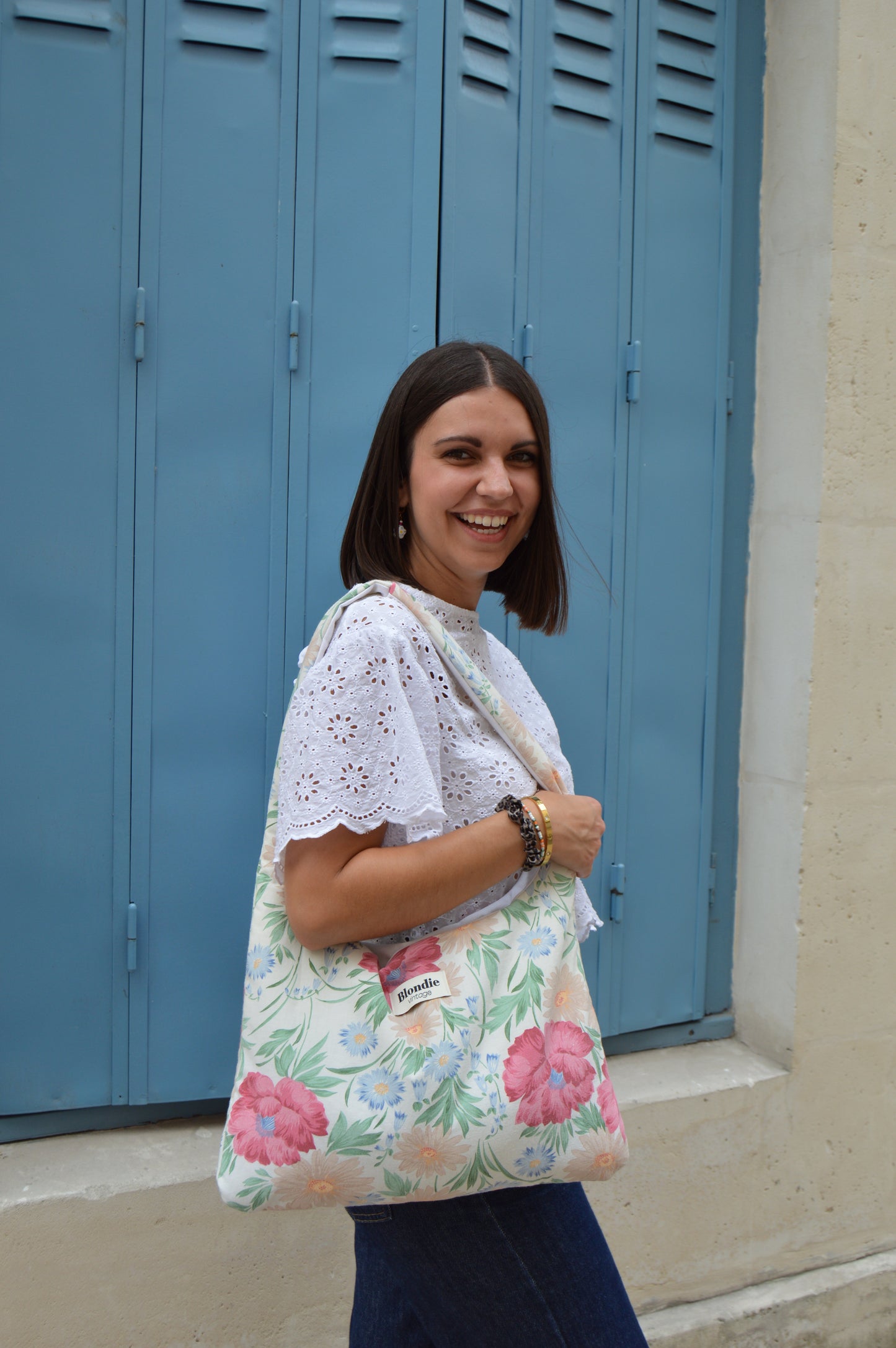 Sac boho fleuri fabriqué à partir de taie de traversin vintage mode durable mode responsable fabriqué à la main 