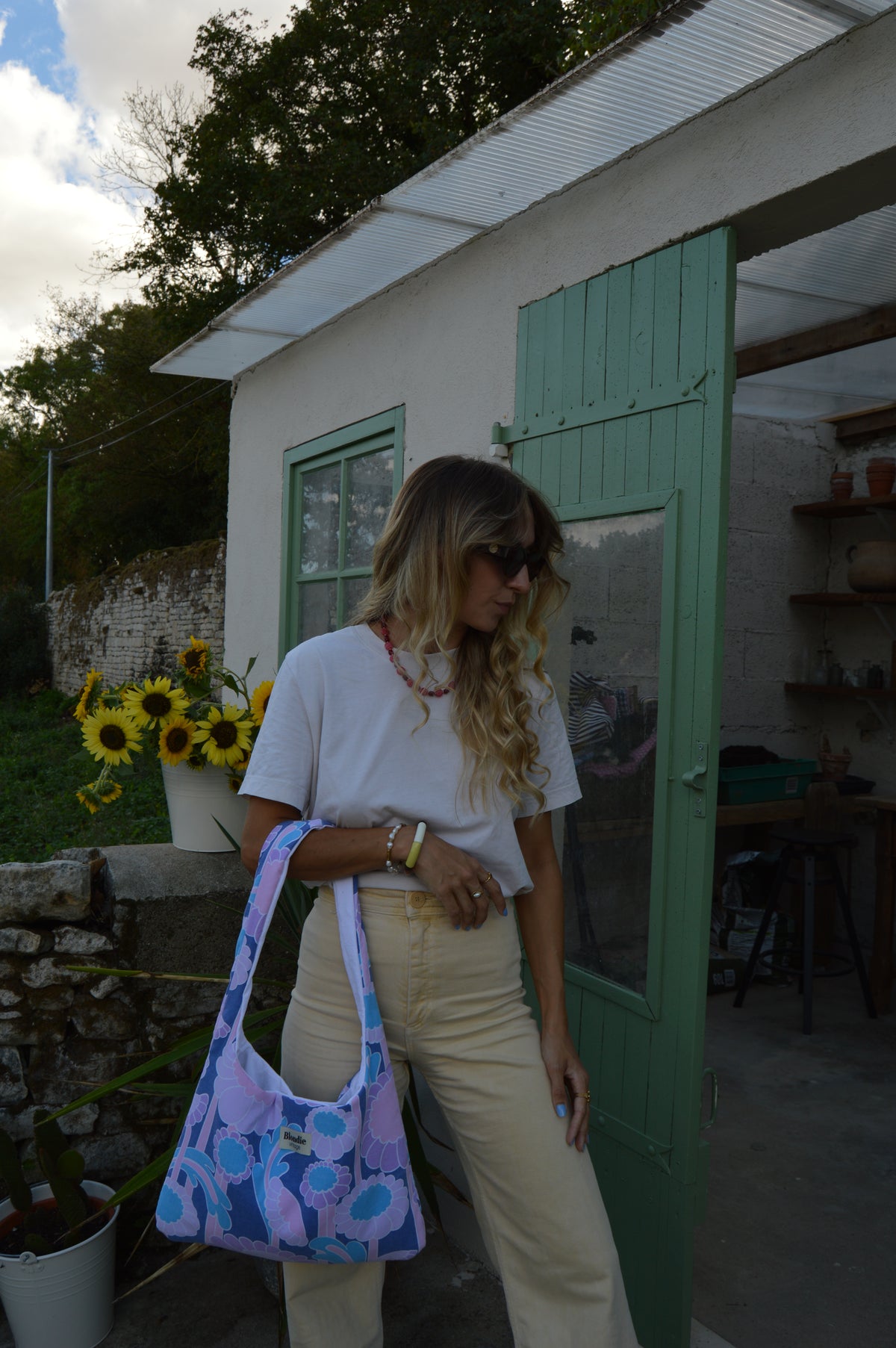 sac boho fleurs vintage  fabriquée à partir de tissus vintage à la main 