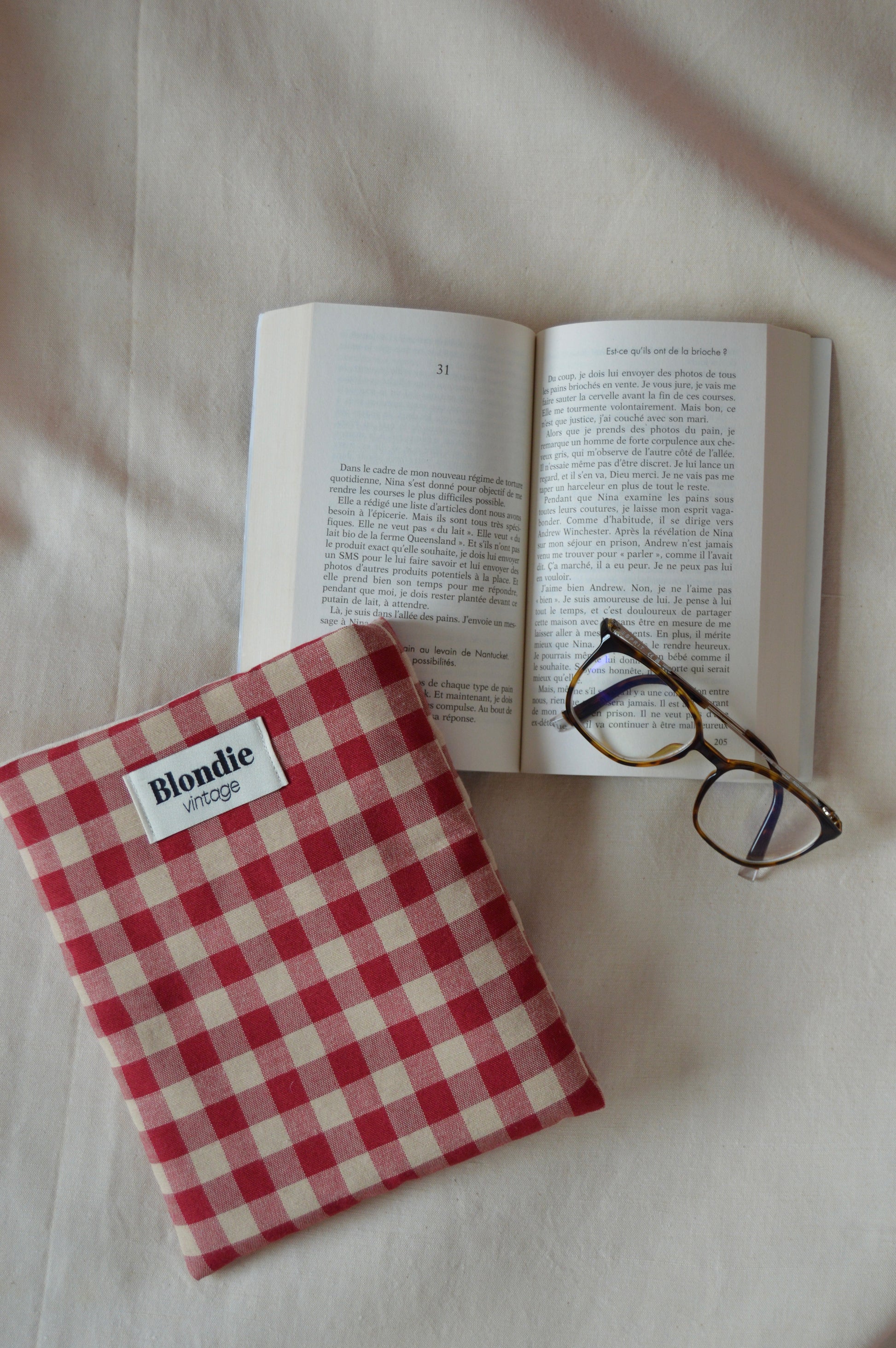 Housse de livre vichy rouge fabriqué à partir de tissus vintage mode durable mode responsable fabriqué à la main 