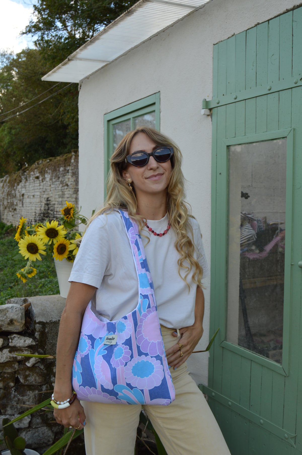 sac boho fleurs vintage  fabriquée à partir de tissus vintage à la main 