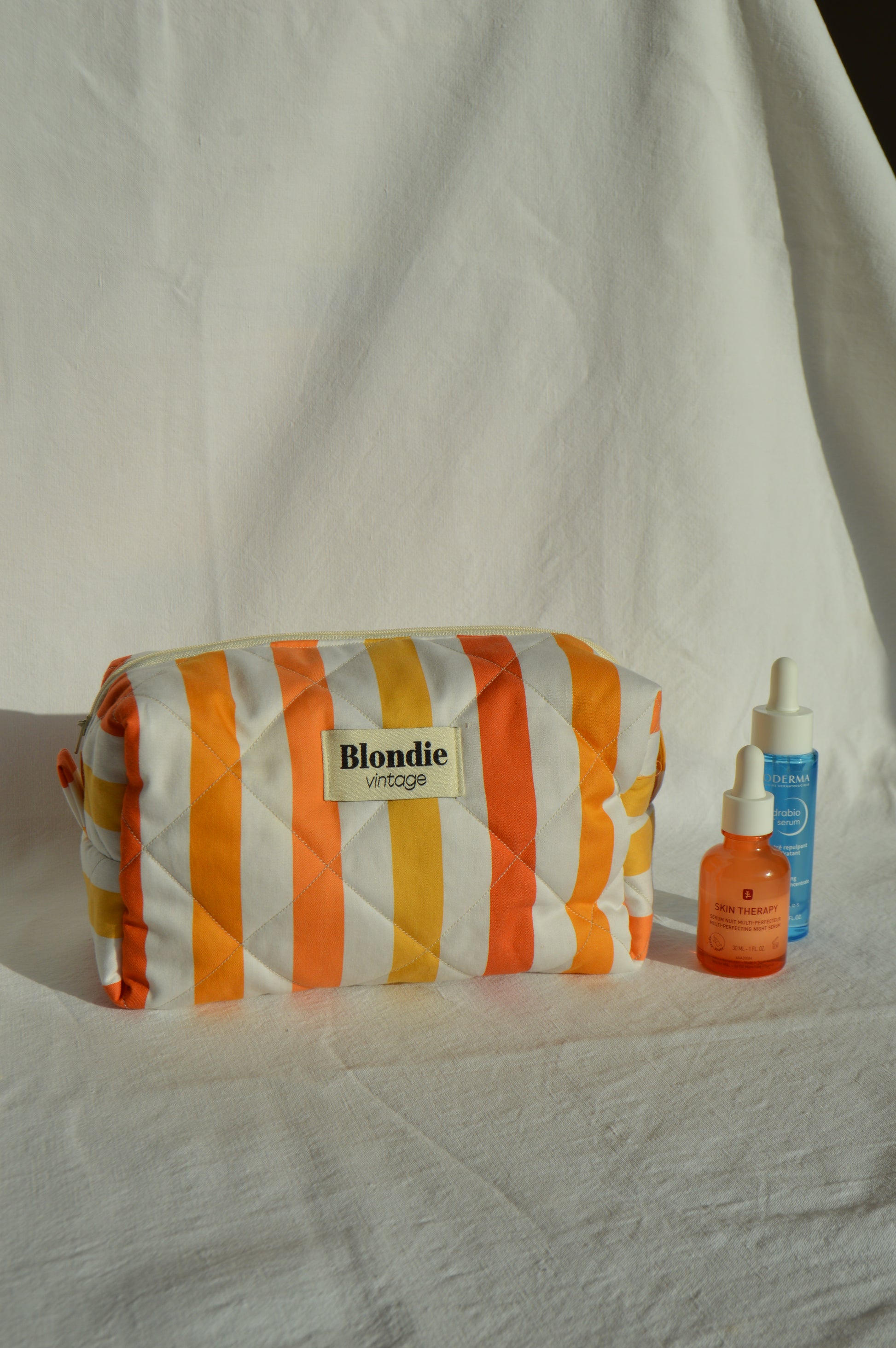 trousse de toilette fabriqué à partir de tissus vintage à la main
