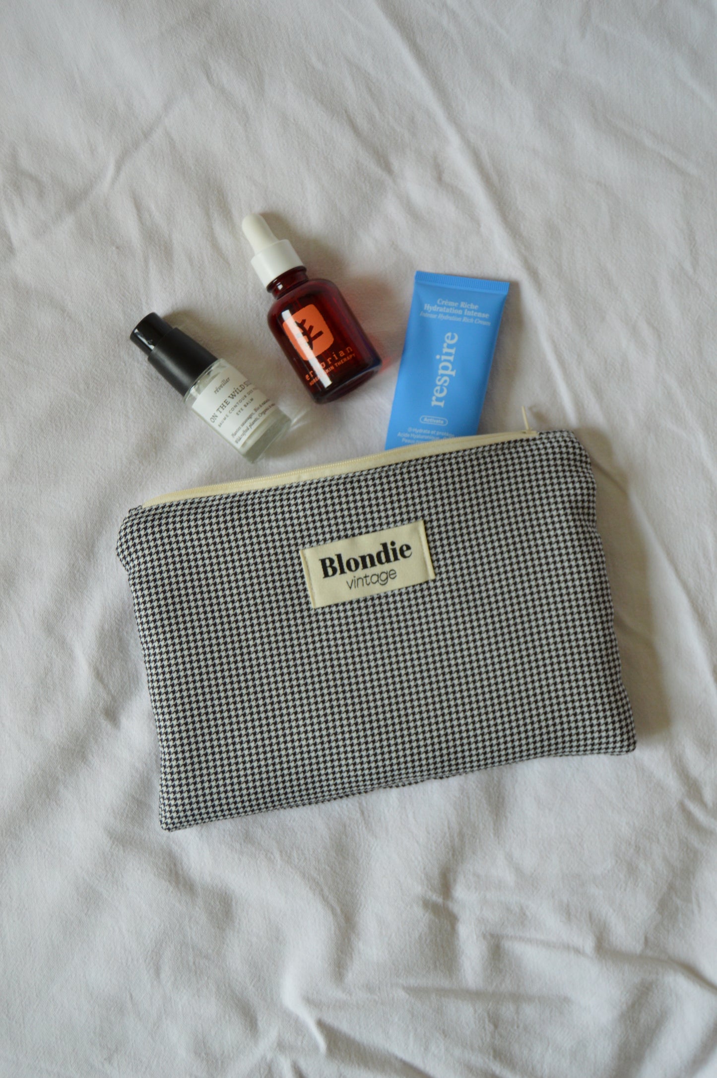 Pochette pied de poule noir fabriqué à partir de tissus vintage mode durable mode responsable fabriqué à la main 