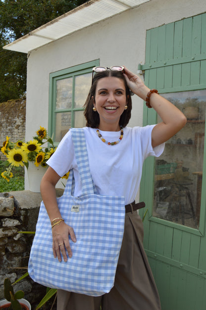 cabas vichy bleu fabriquée à partir de tissus vintage à la main avec biais coloré