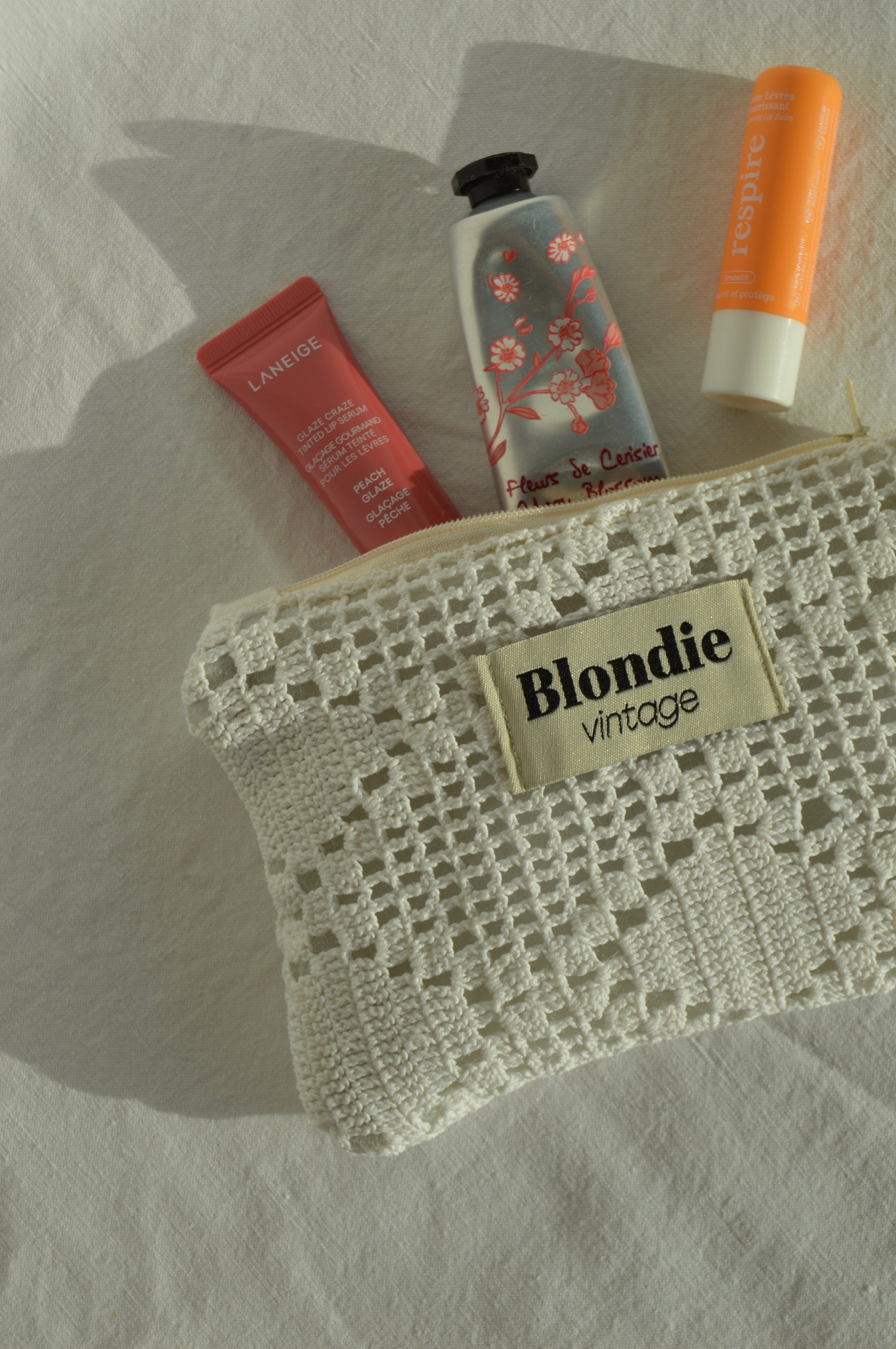 Mini Pochette crochet fabriqué à partir de tissus vintage mode durable mode responsable fabriqué à la main 