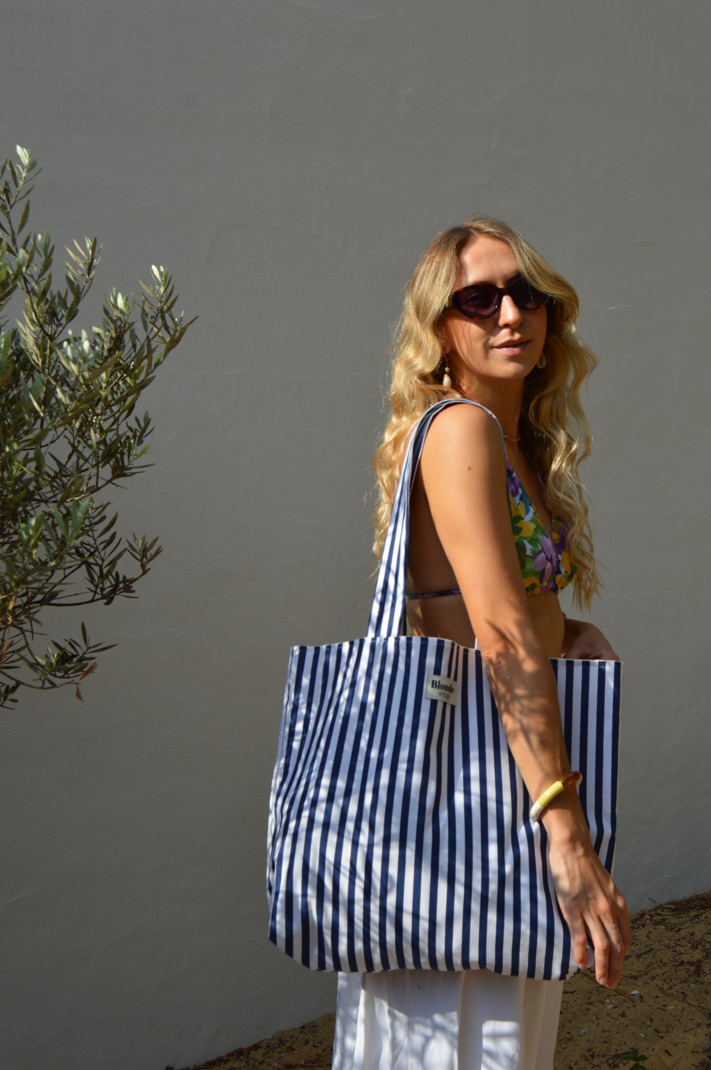Cabas fabriqué à partir de tissus vintage à la main, sac de place upcyclés 