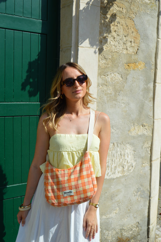 Sac crossbody carreaux orange fabriqué à partir de tissus vintage mode durable mode responsable fabriqué à la main 