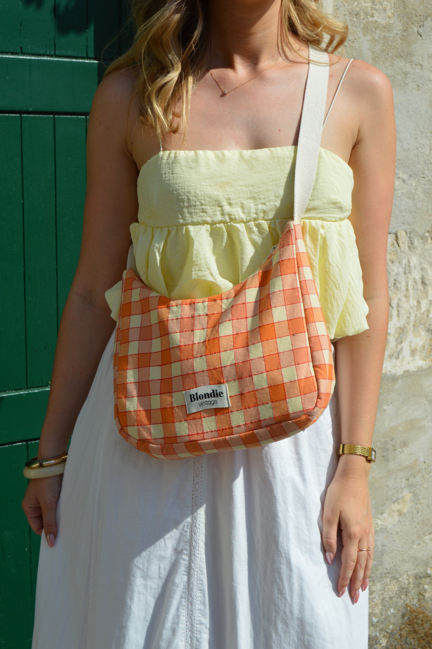 Sac crossbody carreaux orange fabriqué à partir de tissus vintage mode durable mode responsable fabriqué à la main 