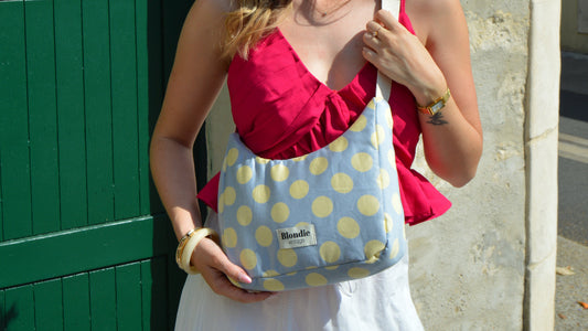 Sac crossbody à pois jaune fabriqué à partir de tissus vintage mode durable mode responsable fabriqué à la main 