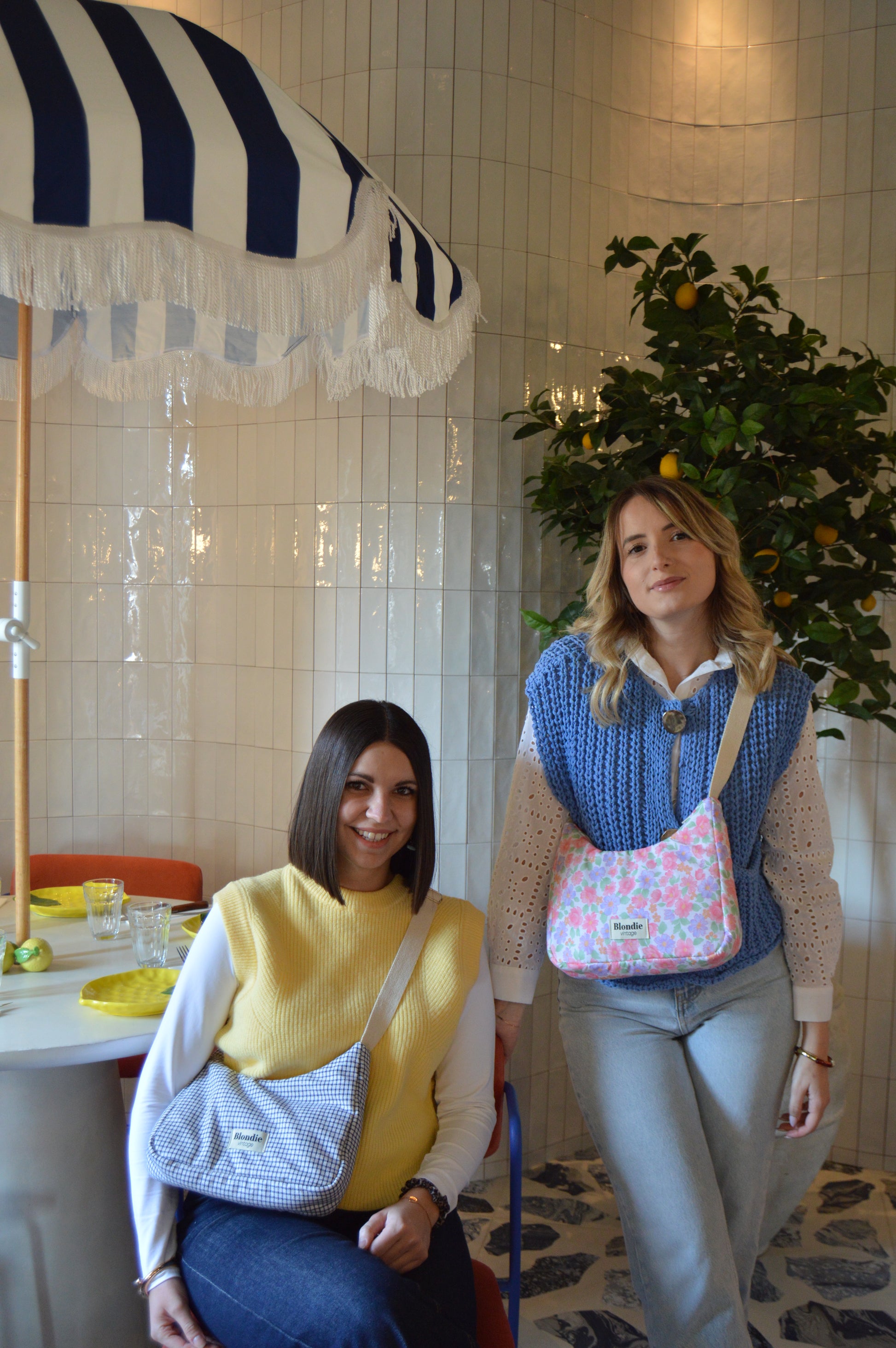 Sac upcyclé fleurie fait à la main en France