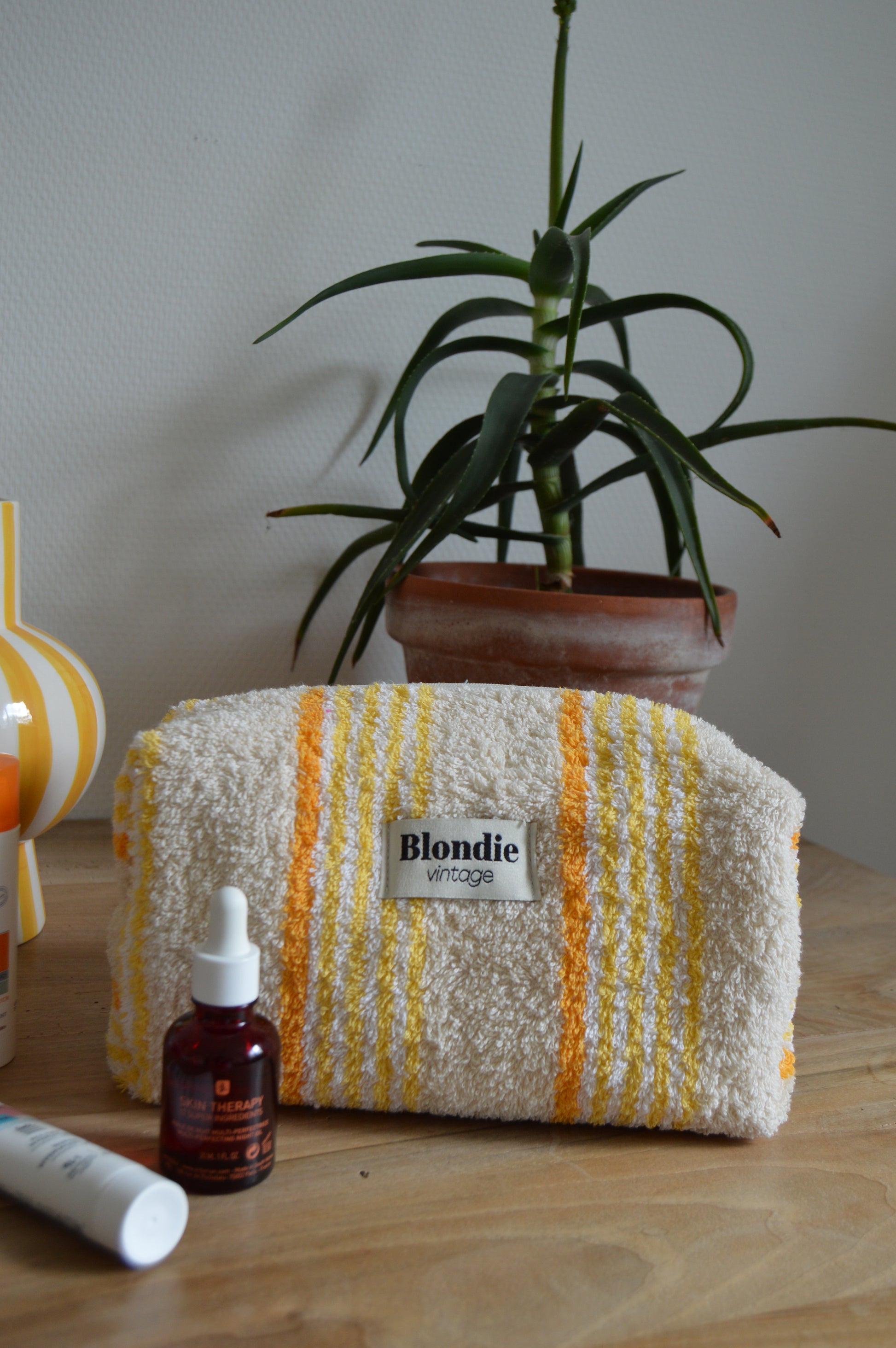 trousse de toilette en éponge