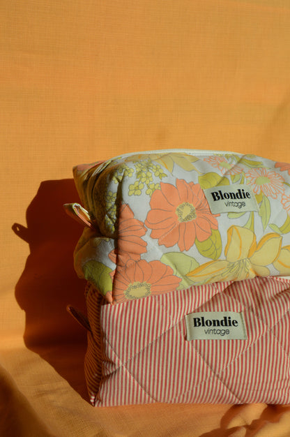Trousse de toilette fleurs vintage orange