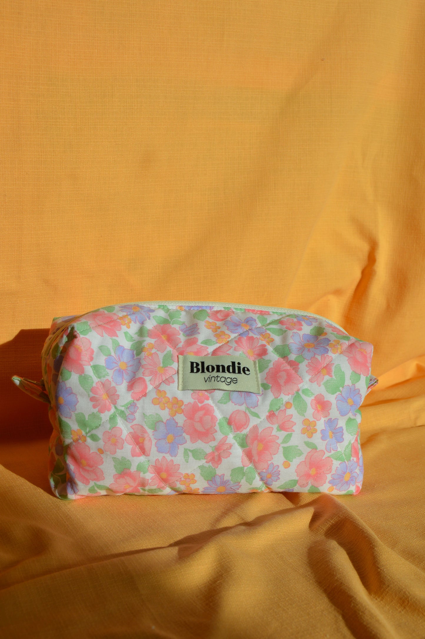 Trousse de toilette fleurie
