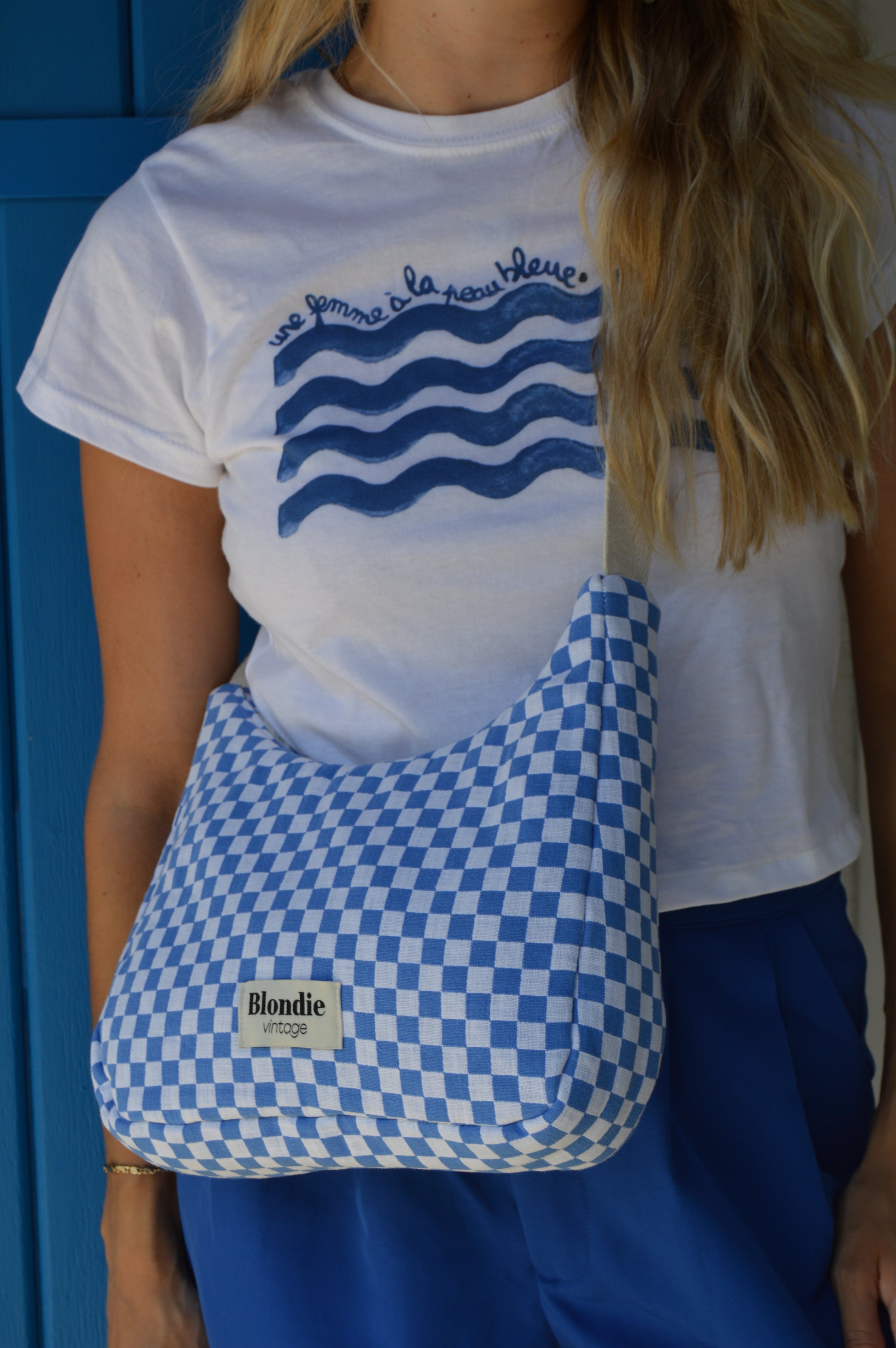 sac bandoulière damier bleu fabriquée à la main à partir de tissus vintages upcyclés mode durable