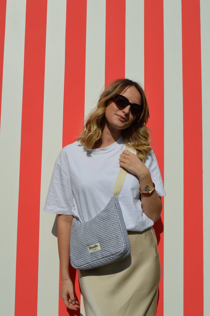 Sac upcyclé à carreaux fait à la main en France