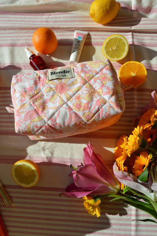 Trousse de toilette fleurs vintage rose