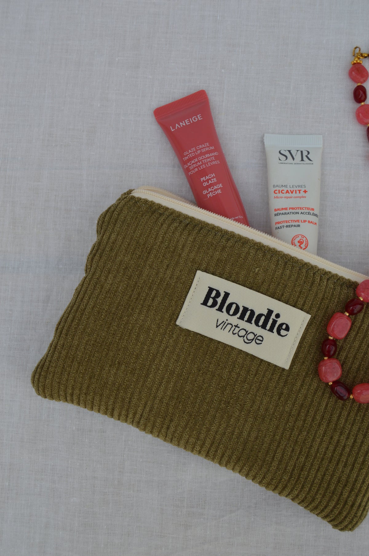 Mini pochette velours kaki confectionnée à la main à partir d'un tissu vintage upcyclé